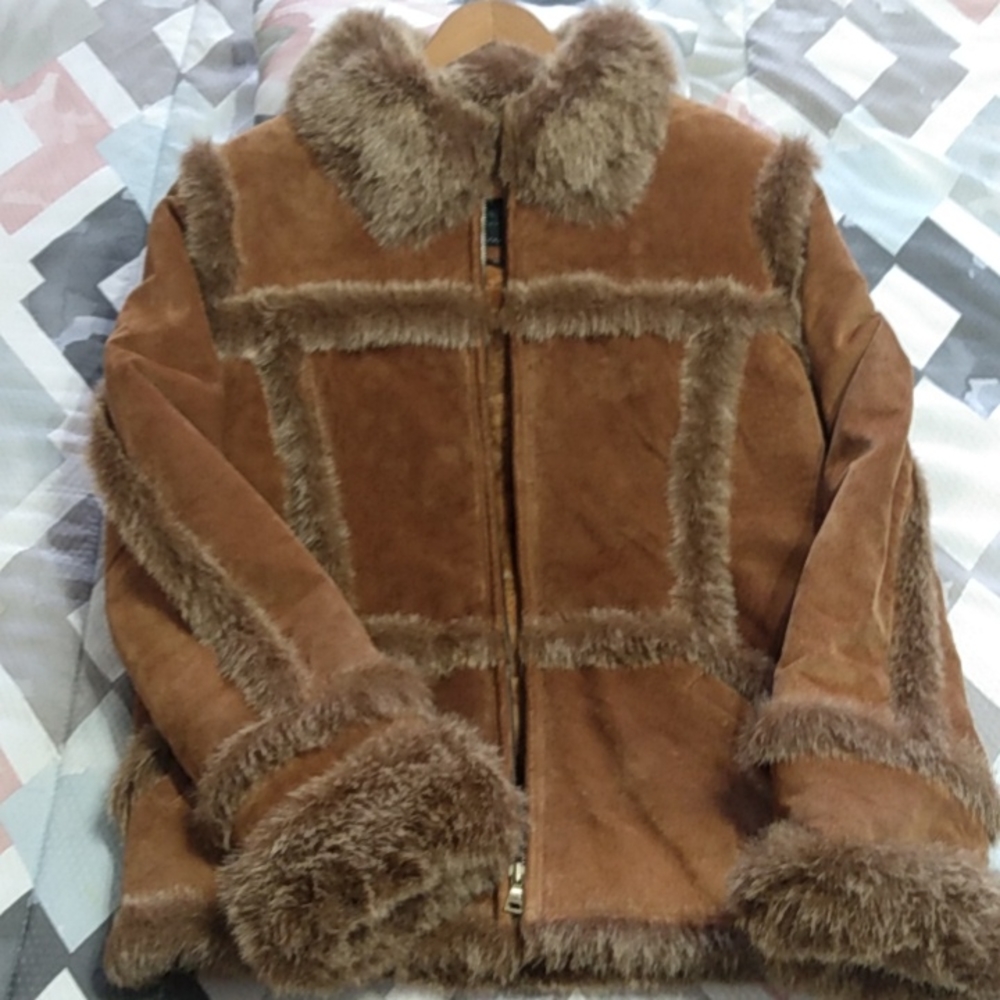 Avanti Vintage leather zip up coat size large